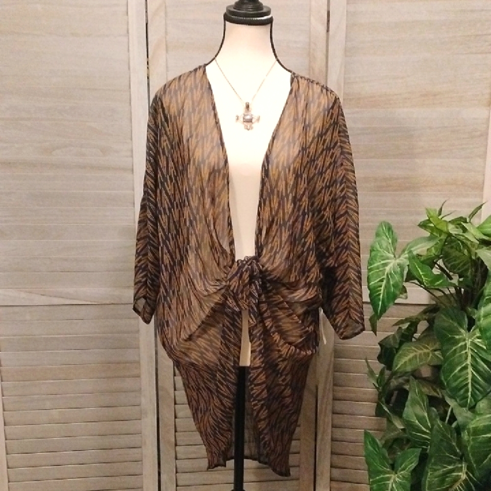 ⚜️ NWT LulaRoe Lindsay Kimono